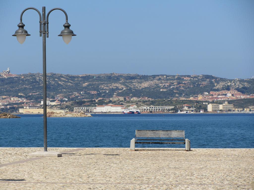 Bed & Breakfast Mare Isole La Maddalena  Exterior photo